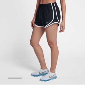 WOMEN’S BLACK NIKE DRI FIT SHORTS